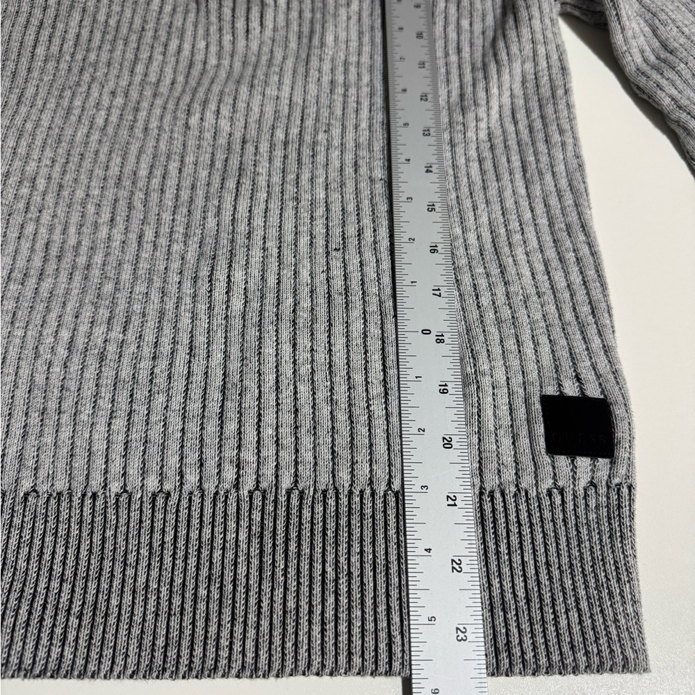 Men’s Guess Gray Zip-Up Ribbed Sweater size small - Picture 8 of 12